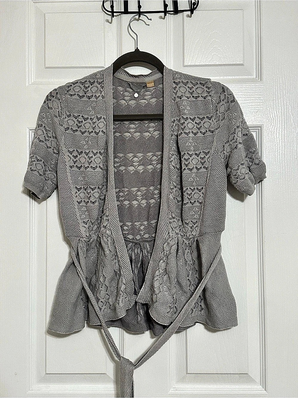 Knitted & Knotted Anthropolgie Gray Tie-Front Lace 40Knit Cardigan
